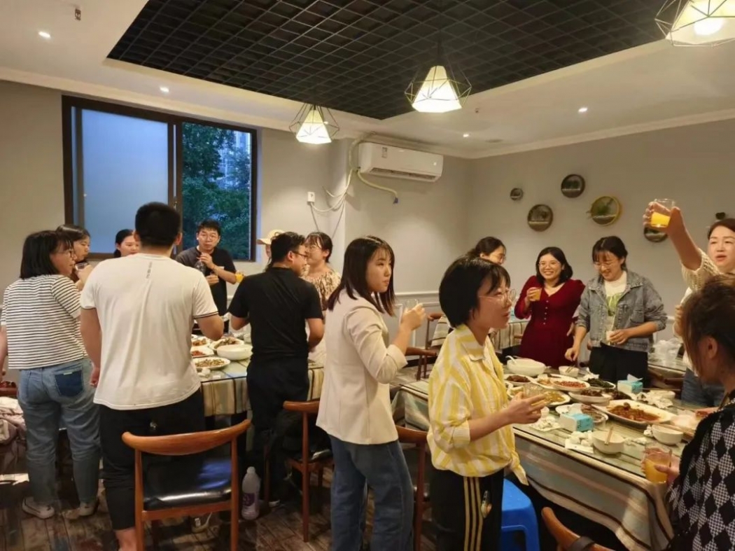 喜迎中秋·欢度国庆——四川融智一如既往，情系员工